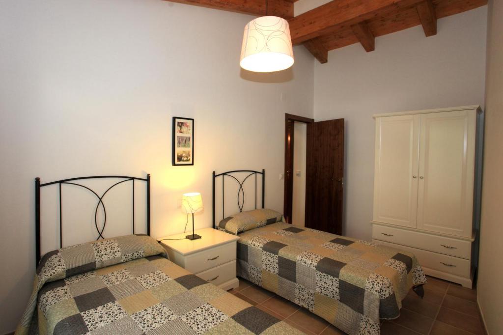 Casa Sierra De Guara Guest House Adahuesca ห้อง รูปภาพ